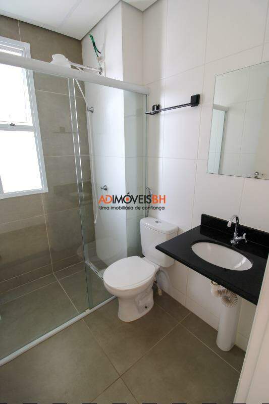 Apartamento para aluguel no Centro: Apartamento - 2 quartos - Banheiro