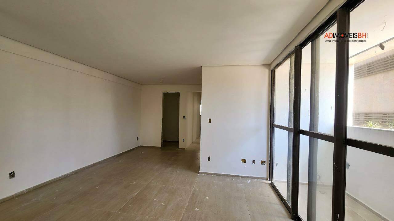 Apartamento à venda no Funcionários: 