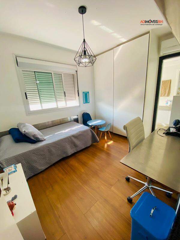 Apartamento à venda no Cruzeiro: 