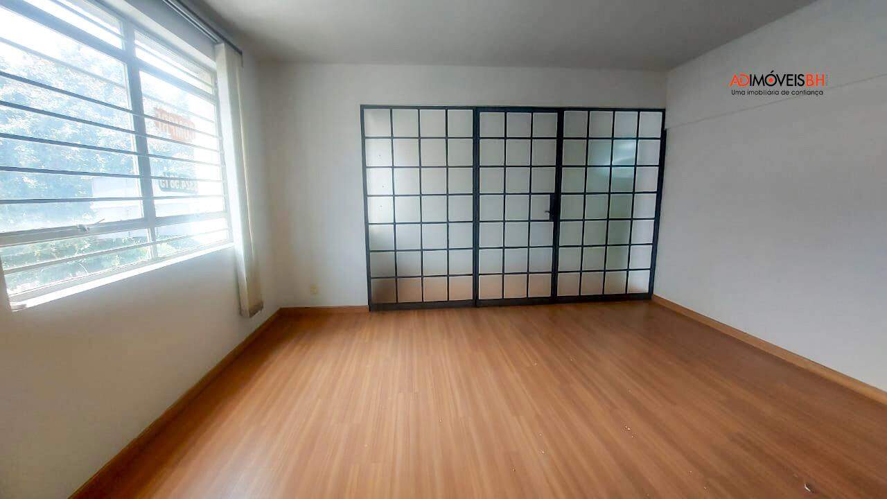 Sala à venda no Funcionários: 