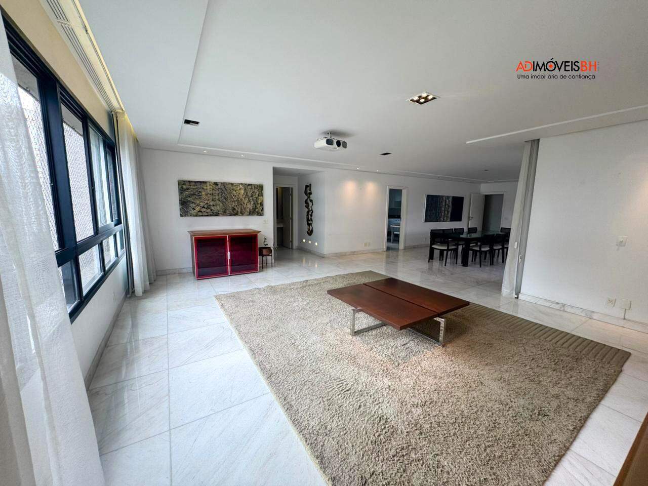 Apartamento à venda no Lourdes: 