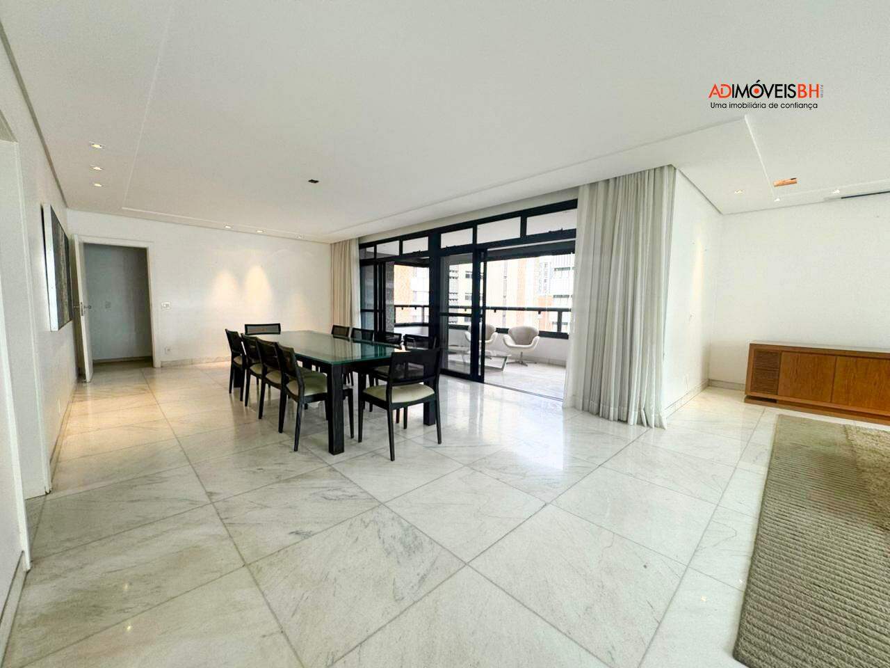 Apartamento à venda no Lourdes: 