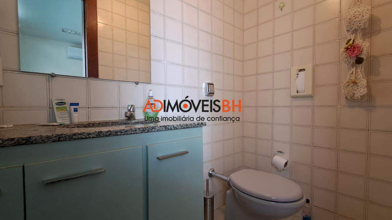 Sala à venda no Santo Agostinho: 