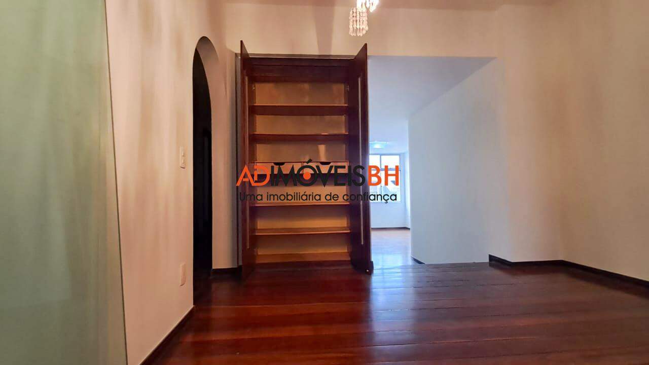 Apartamento à venda no Funcionários: 