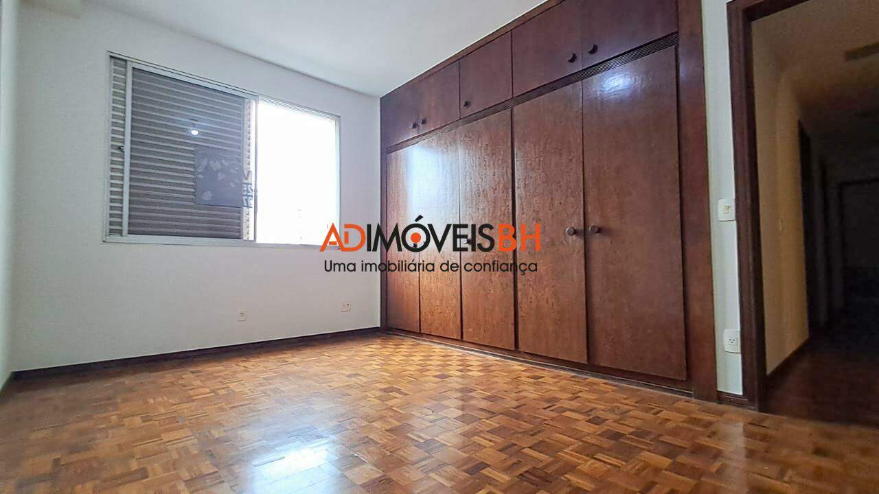 Apartamento à venda no Funcionários: 