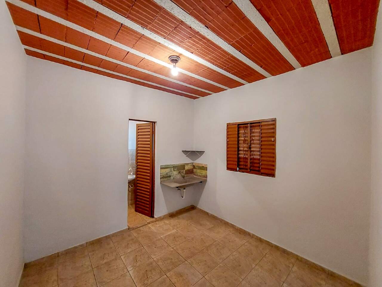 Lote à venda no Caiçaras: 