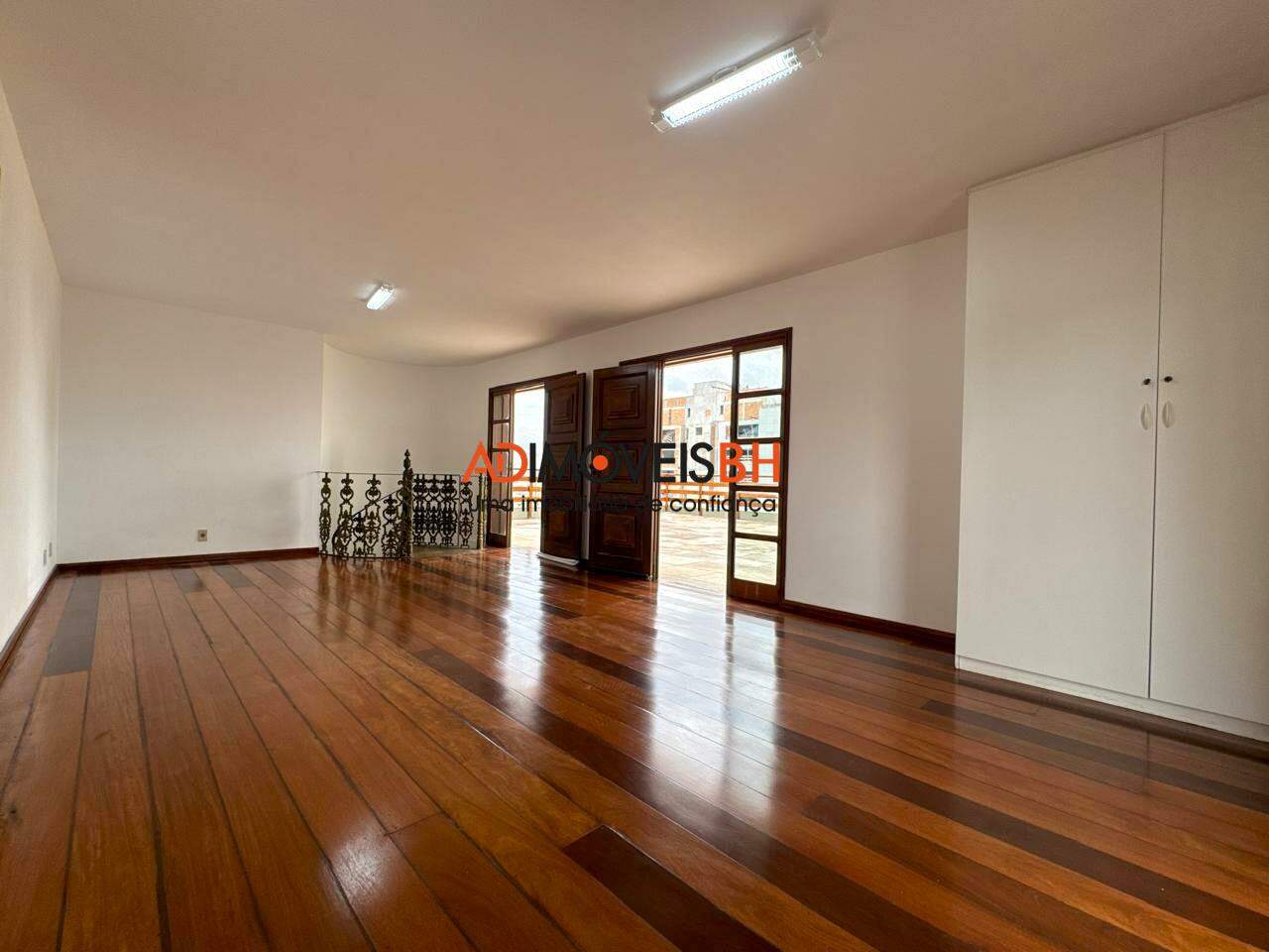 Apto Cobertura à venda no São Pedro: 