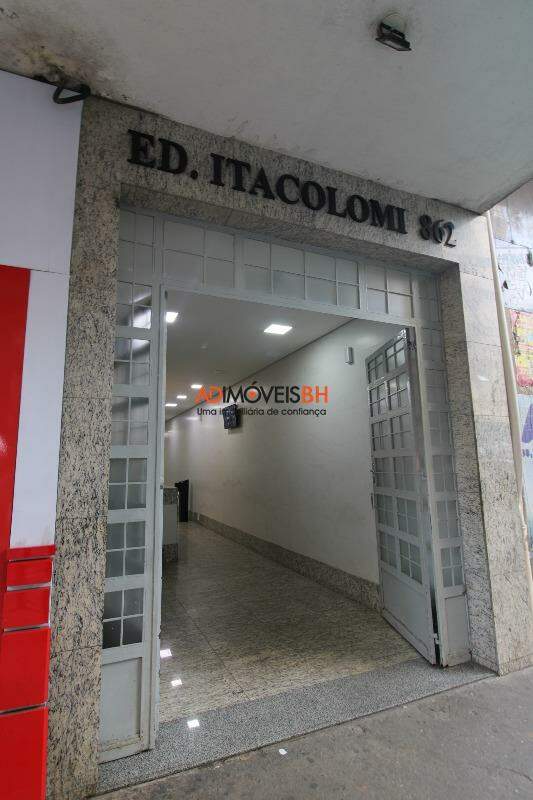 Sala para aluguel no Centro: 