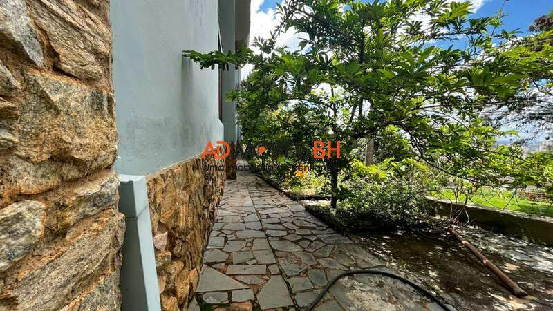 Casa à venda no São Lucas: 