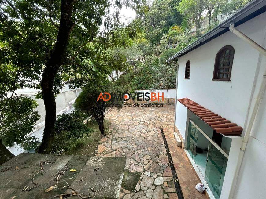 Casa à venda no Belvedere: 