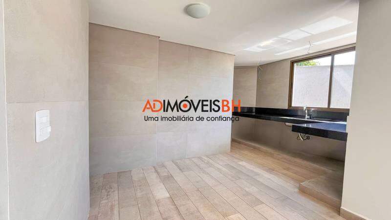 Apto Área Privativa à venda no Santo Agostinho: 