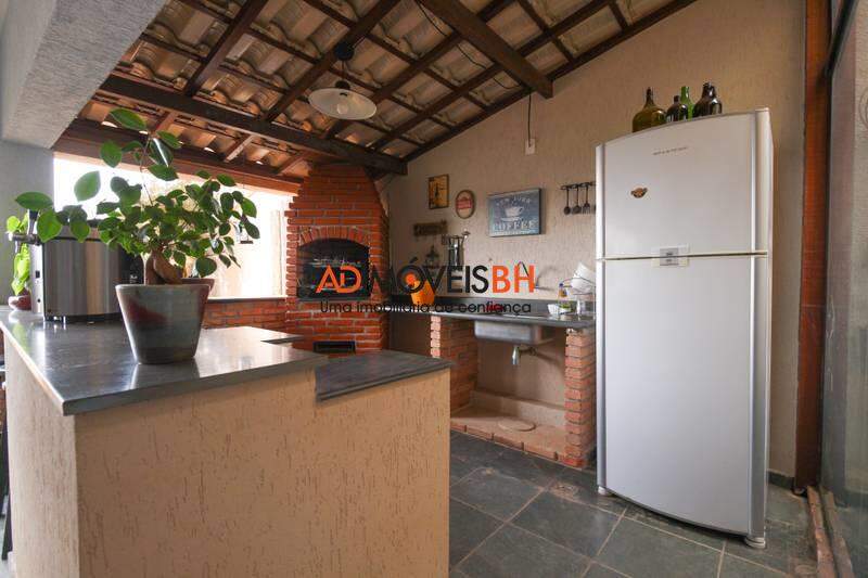 Casa Geminada à venda no Buritis: 