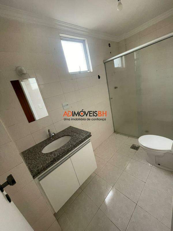 Apartamento à venda no Sagrada Família: 