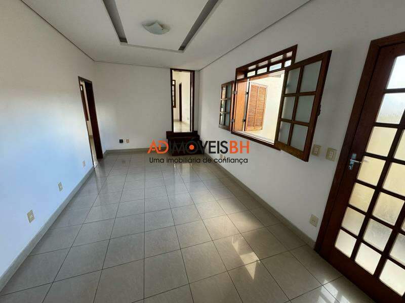 Casa à venda no Renascença: 