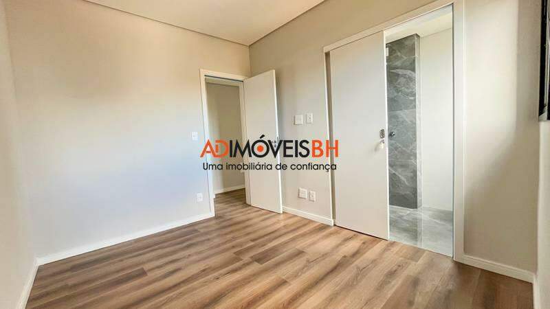 Apartamento à venda no Castelo: 