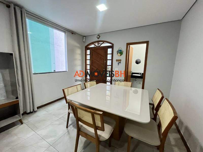 Casa Geminada à venda no Dona Clara: 