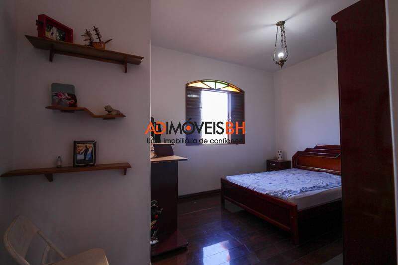 Casa à venda no Jardim Atlântico: 