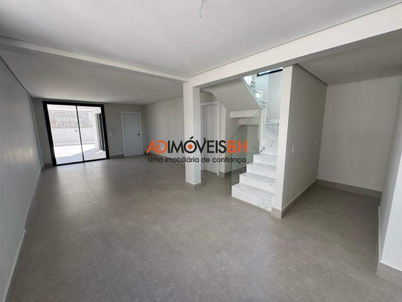 Apto Cobertura à venda no Liberdade: 
