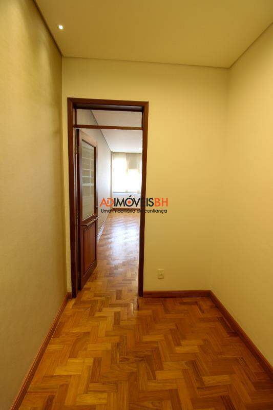 Sala para aluguel no Centro: 