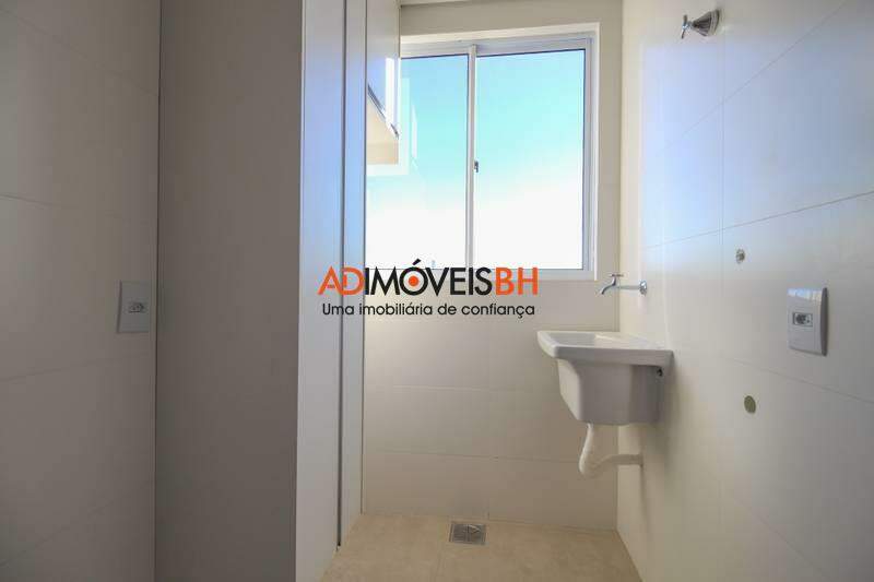 Apartamento à venda no Santa Mônica: 