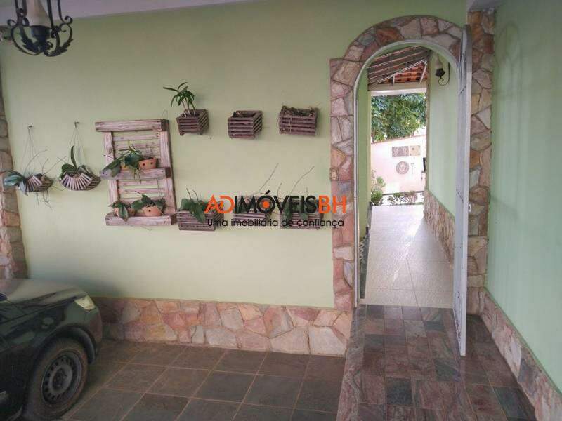 Casa à venda no Santa Mônica: 