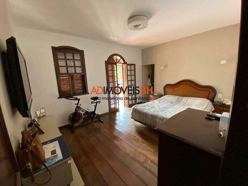 Casa à venda no Santa Lúcia: 