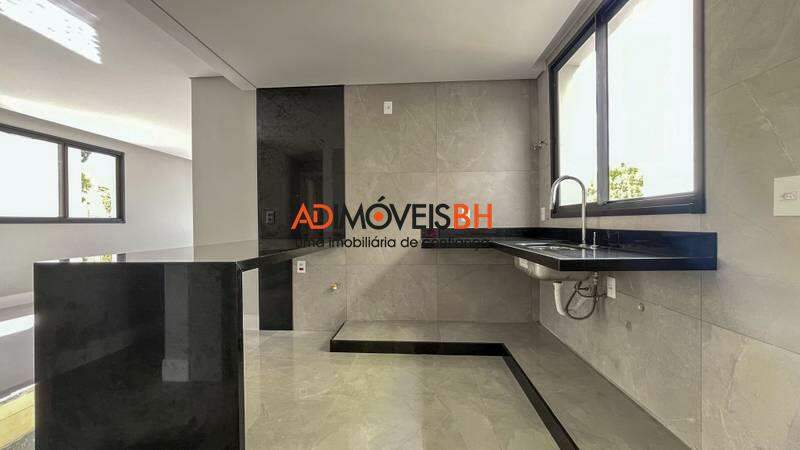 Apartamento à venda no Silveira: 