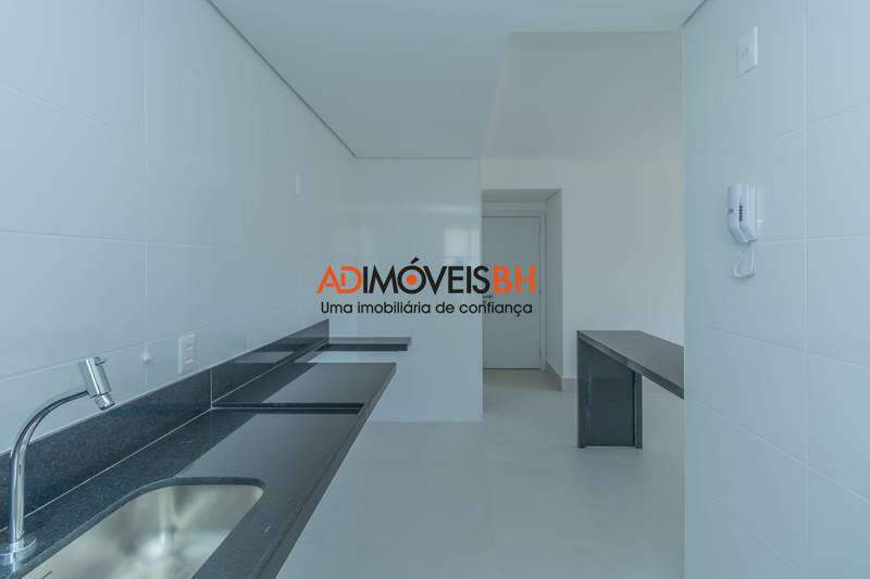 Apartamento à venda no Sagrada Família: 