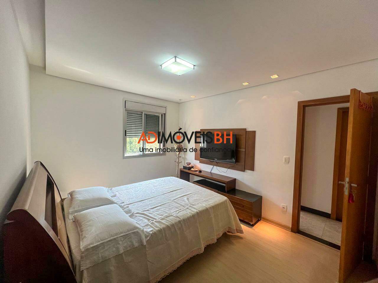 Casa Residencial à venda no Caiçaras: 