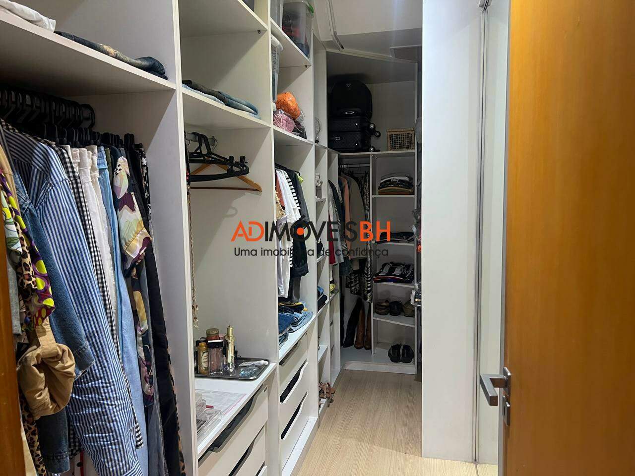 Casa Residencial à venda no Caiçaras: 