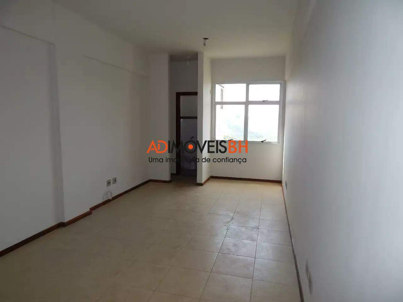 Sala à venda no Vale do Sereno: 