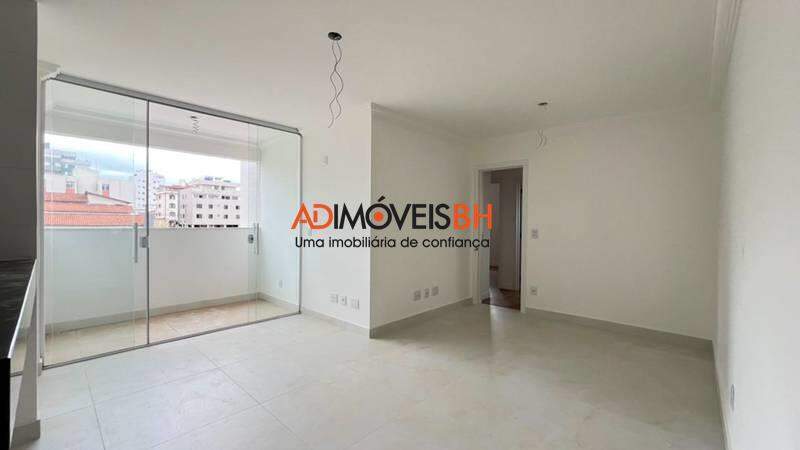 Apartamento à venda no Sagrada Família: 