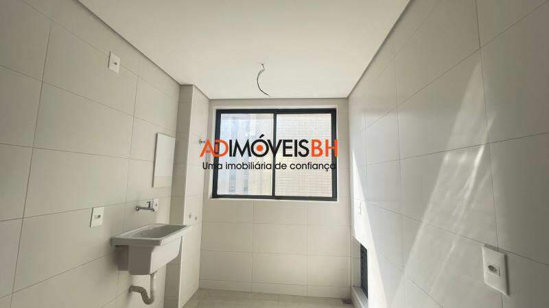 Apartamento à venda no Funcionários: 
