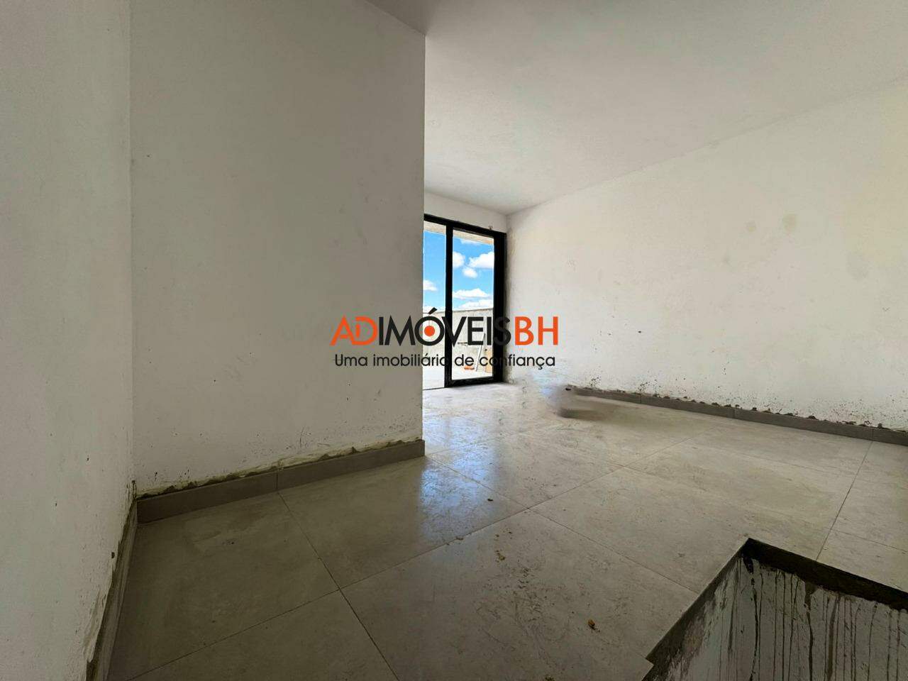 Apartamento à venda no Barroca: 
