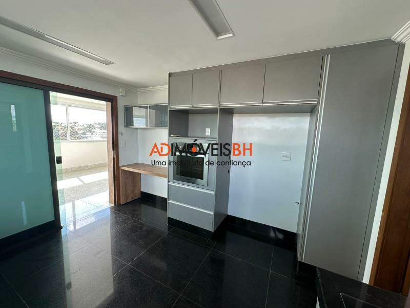 Apartamento à venda no São Luíz: 