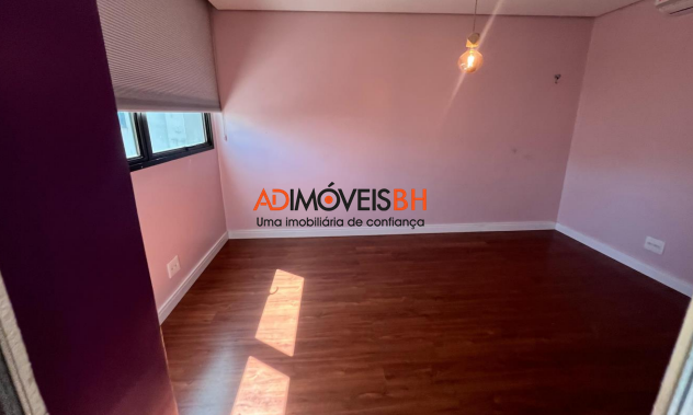 Apartamento à venda no Coração de Jesus: 