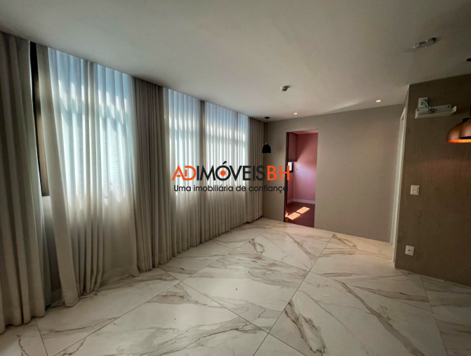 Apartamento à venda no Coração de Jesus: 