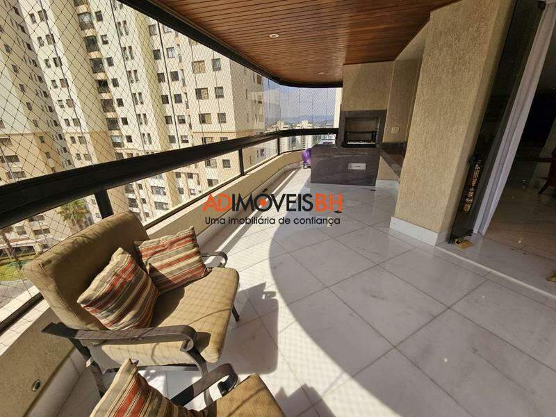 Apartamento à venda no Vila da Serra: 