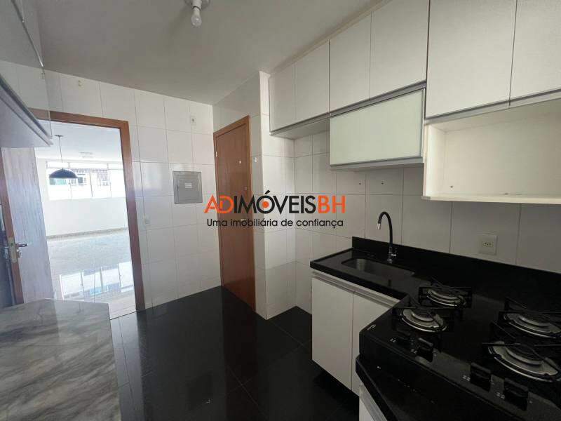 Apartamento à venda no Sagrada Família: 