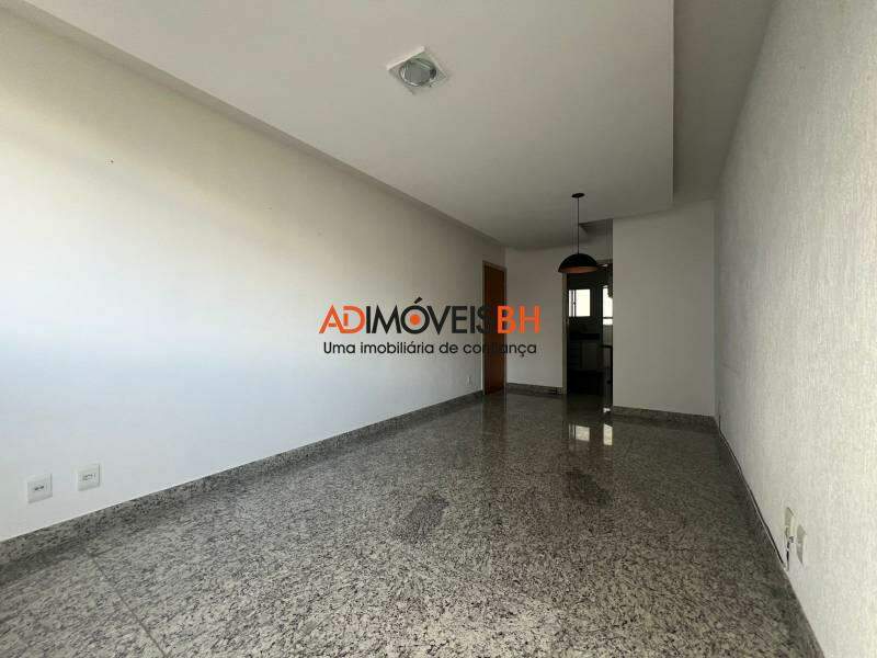 Apartamento à venda no Sagrada Família: 