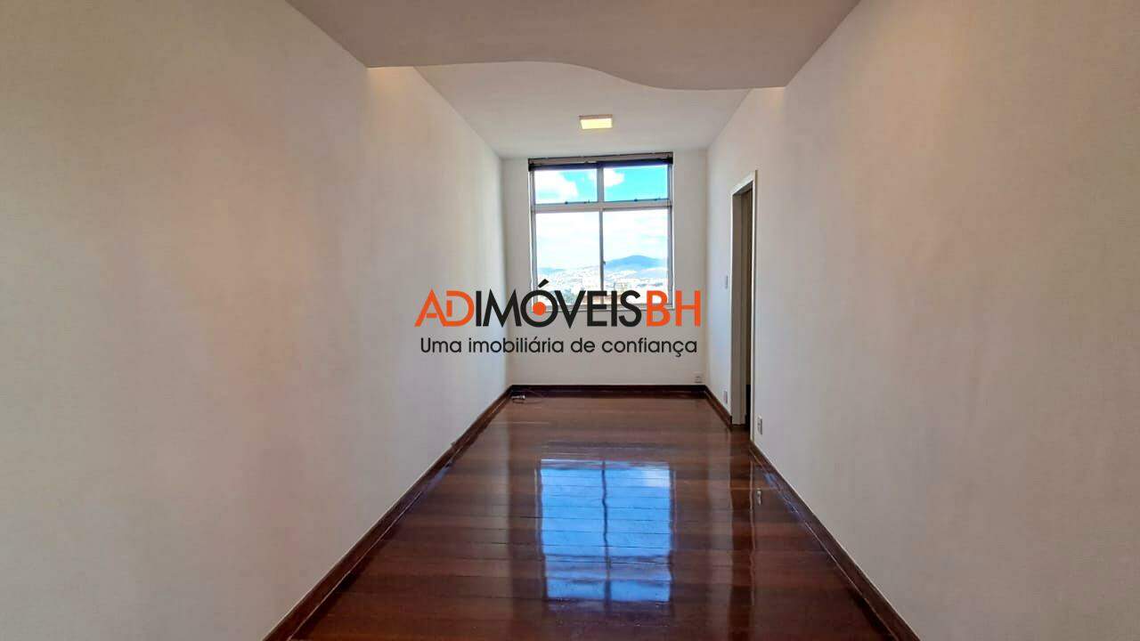 Apartamento à venda no Colegio Batista: 