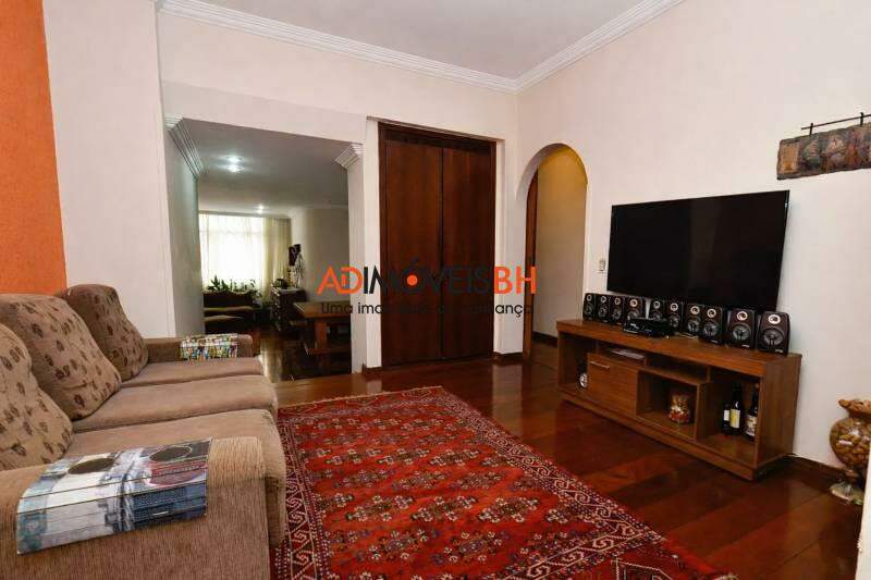 Apartamento à venda no Funcionários: 