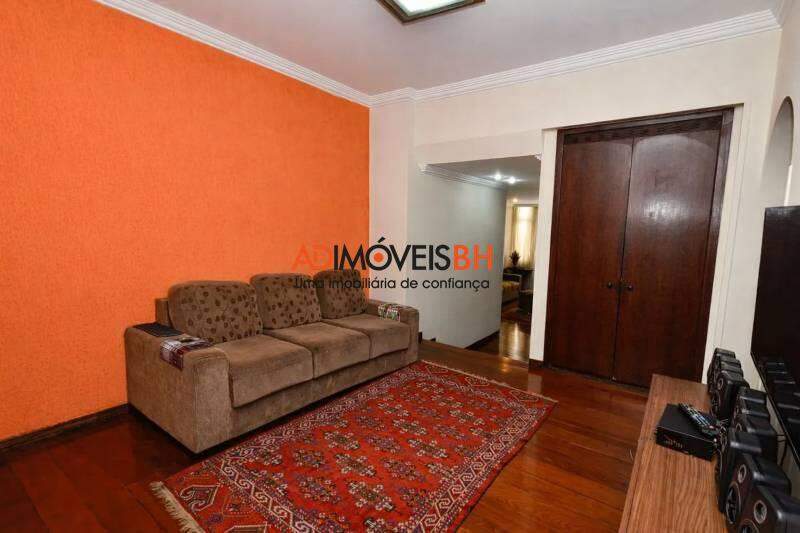 Apartamento à venda no Funcionários: 