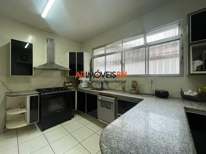 Casa Residencial à venda no Santa Lúcia: 