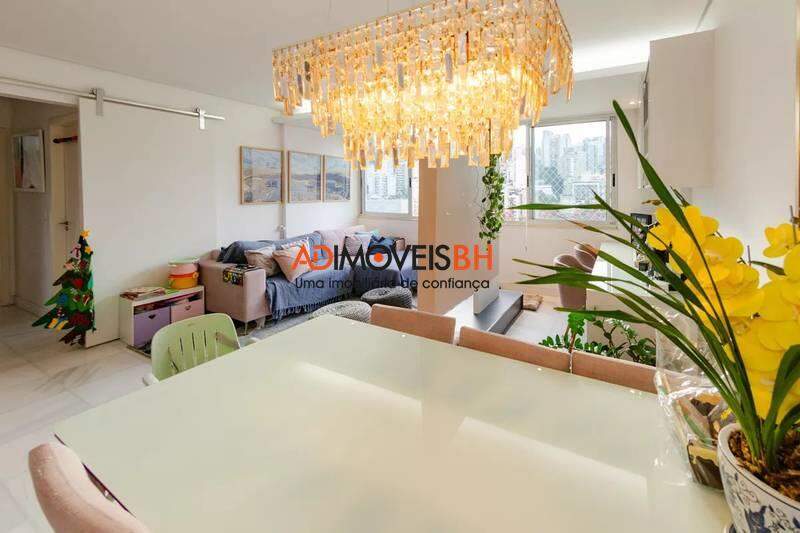 Apartamento à venda no Vila Paris: 