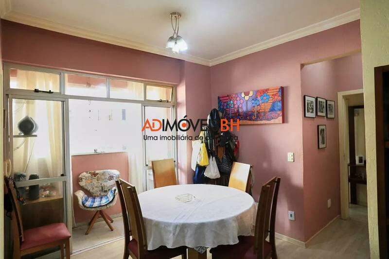 Apartamento à venda no Sagrada Família: 