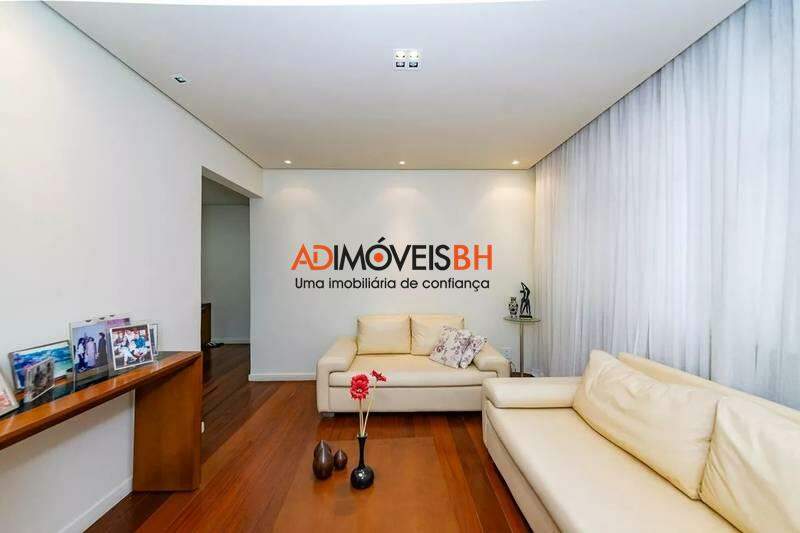 Apartamento à venda no Coração de Jesus: 