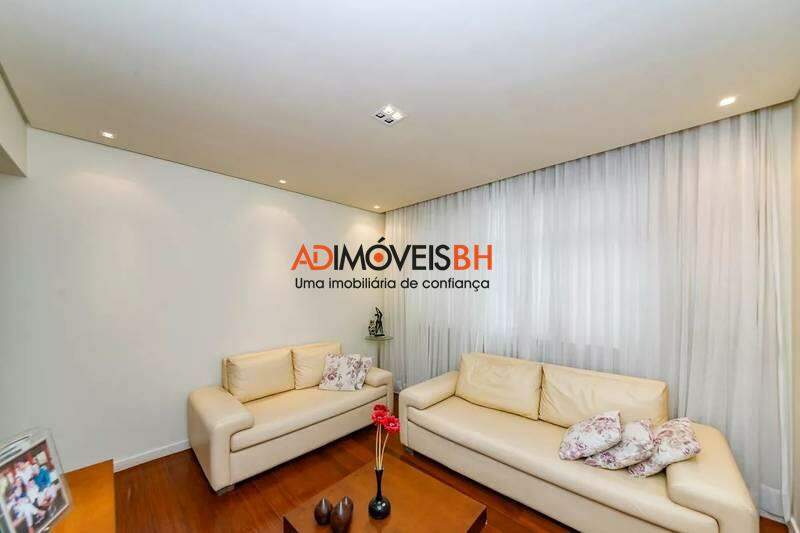 Apartamento à venda no Coração de Jesus: 