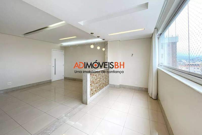 Apartamento à venda no Sagrada Família: 