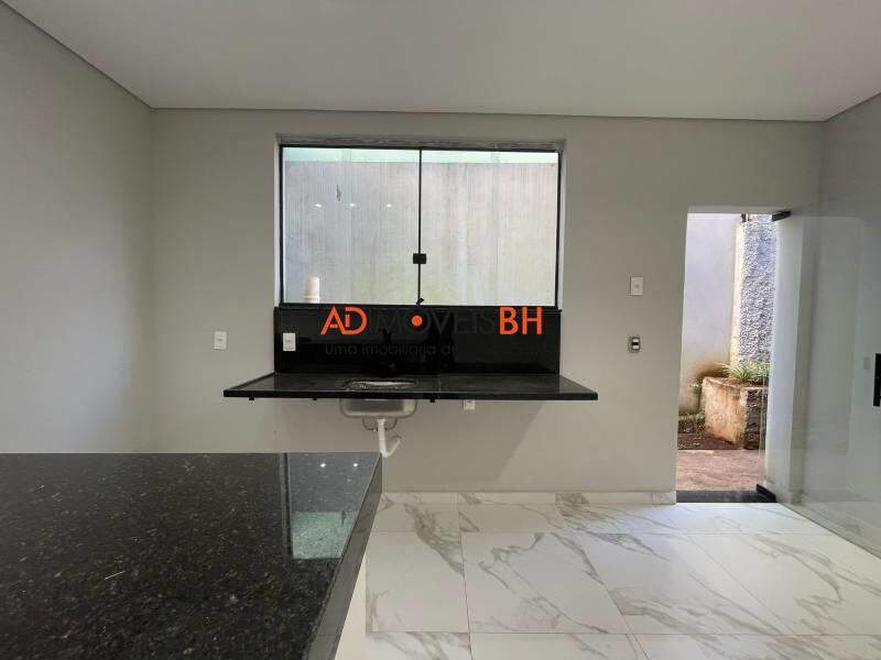 Casa Residencial à venda no Santa Efigênia: 